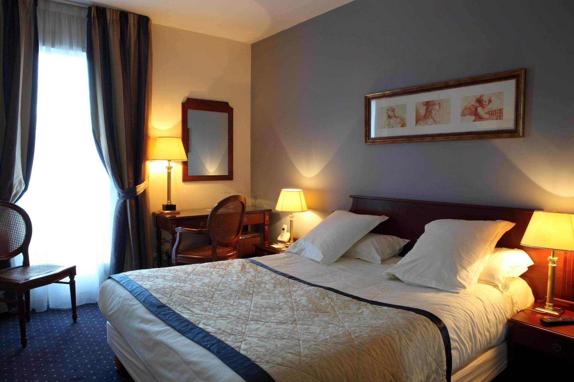 Amiral Hôtel Paris Ngoại thất bức ảnh
